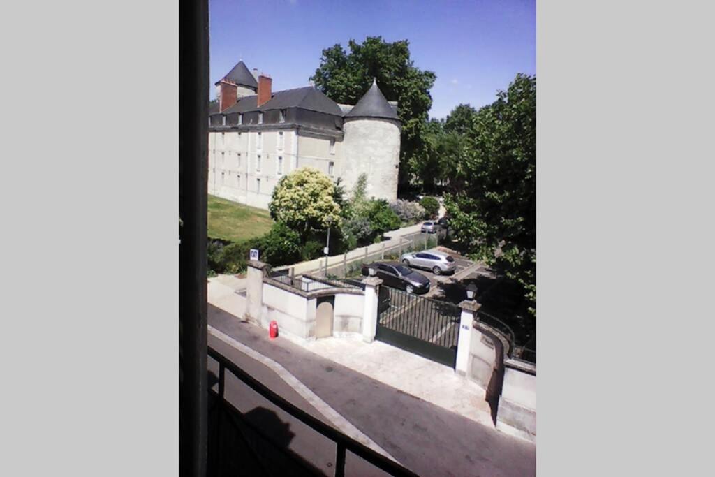 Meuble Tourisme Classe 1 Etoile - Coeur De Ville Quartier Cathedrale Tours Bagian luar foto